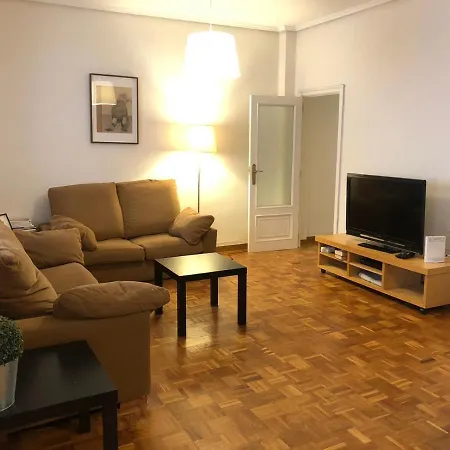 Km0 Centro Ciudad 公寓 *